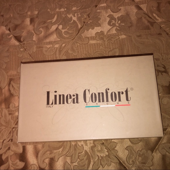 Silver leather sandals. - Picture 13 of 16